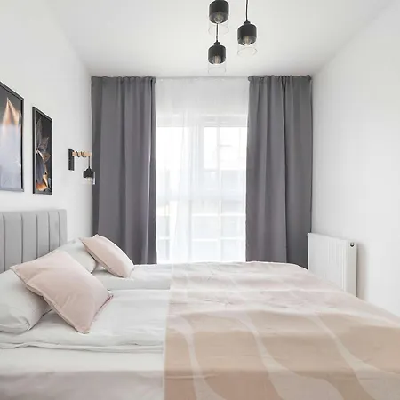 Apartament Spacious For 4 Guests With A Balcony In The Center Of By Renters *